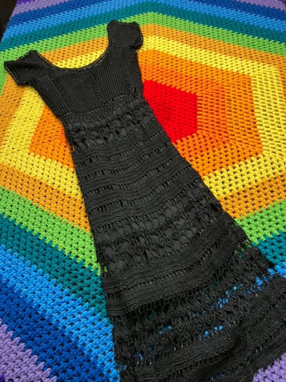 90's Vintage Cache Little Black Knit Crochet Bodycon Sheath Midi Cocktail Dress